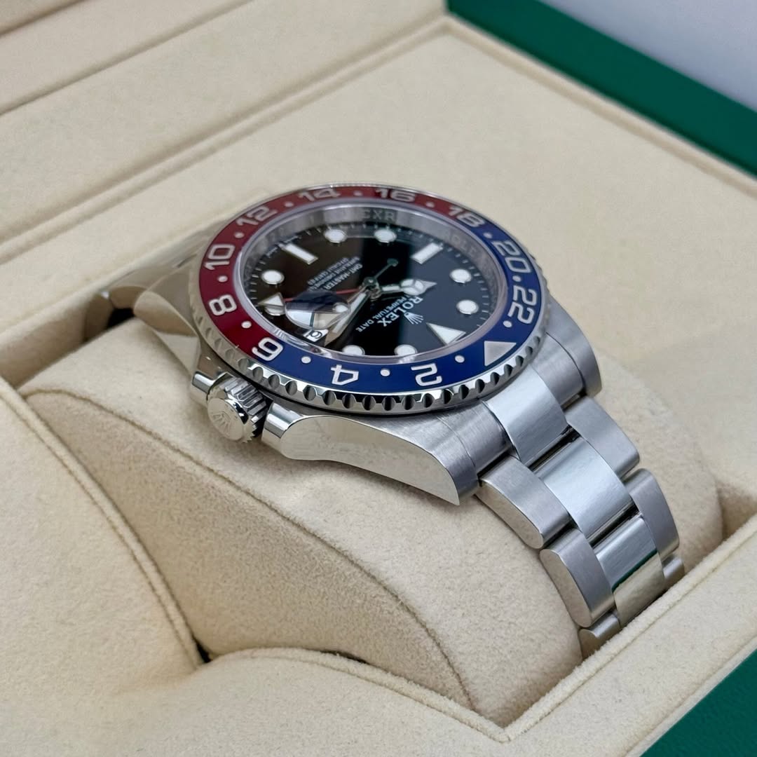 Rolex GMT-Master II “Pepsi”